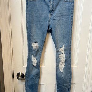 HOLLISTER High-Rise Jean Leggings Ripped